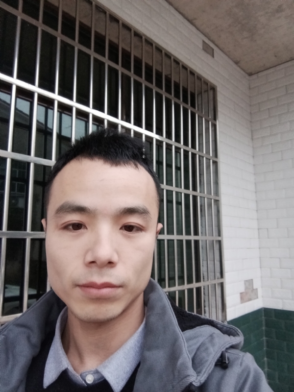 笑得那么开心的第三张照片--宁乡中老年相亲网